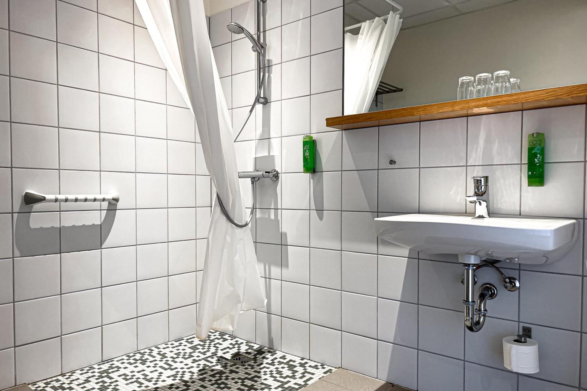 Hotel Joekull Nesjum Екстер'єр фото
