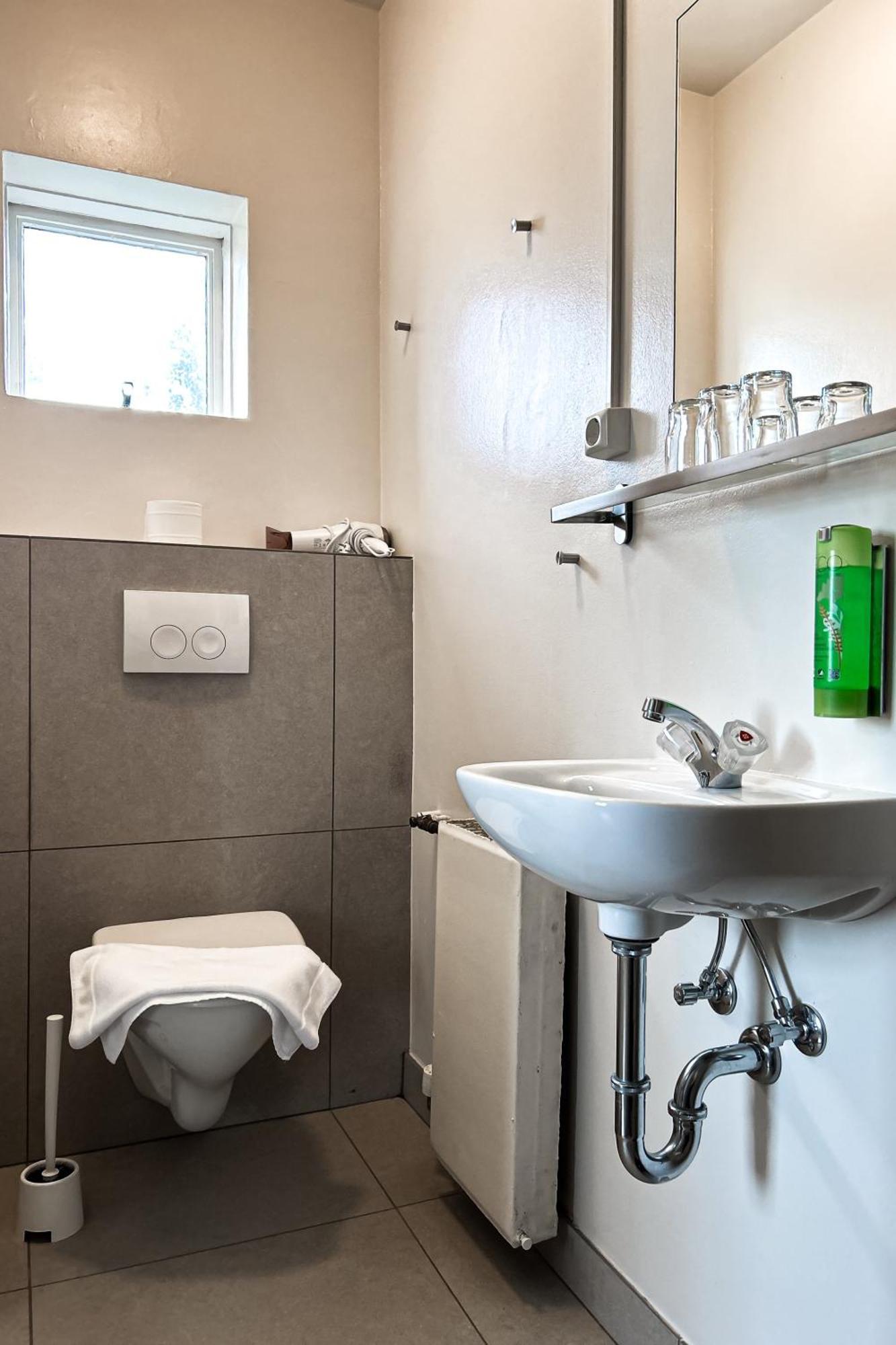 Hotel Joekull Nesjum Екстер'єр фото