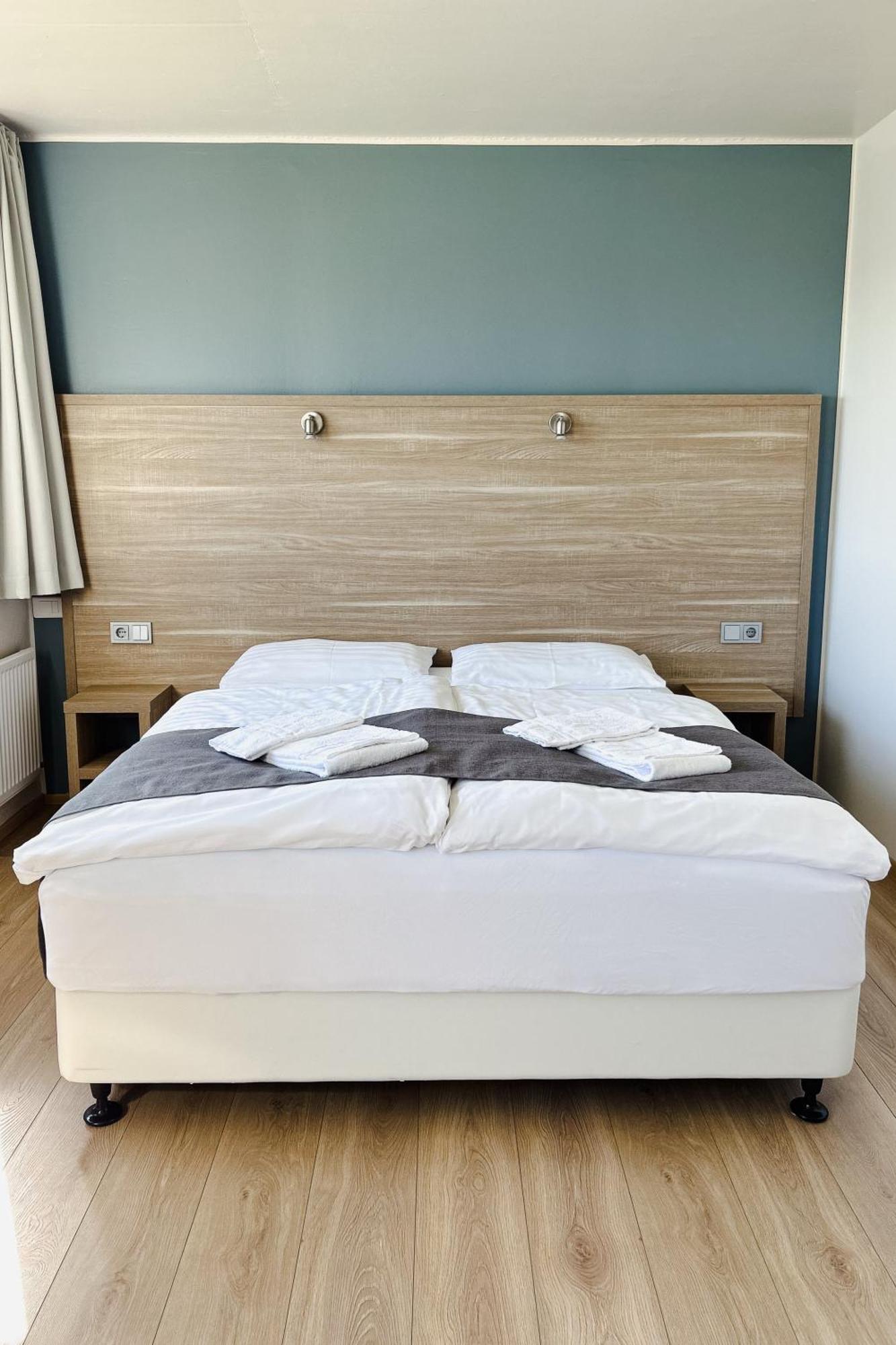 Hotel Joekull Nesjum Екстер'єр фото