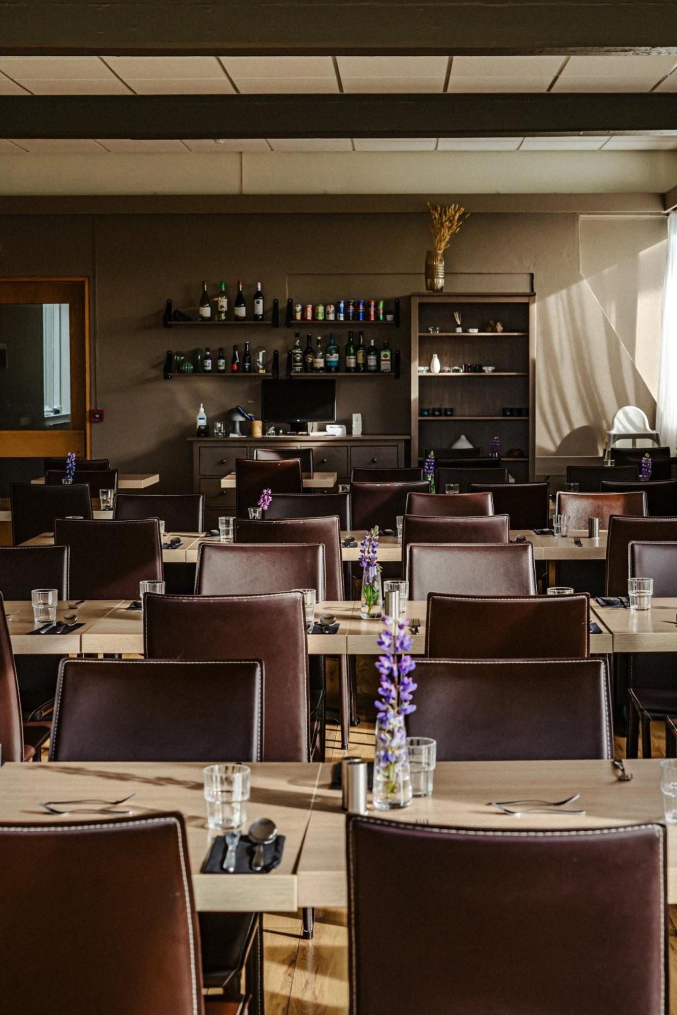 Hotel Joekull Nesjum Екстер'єр фото