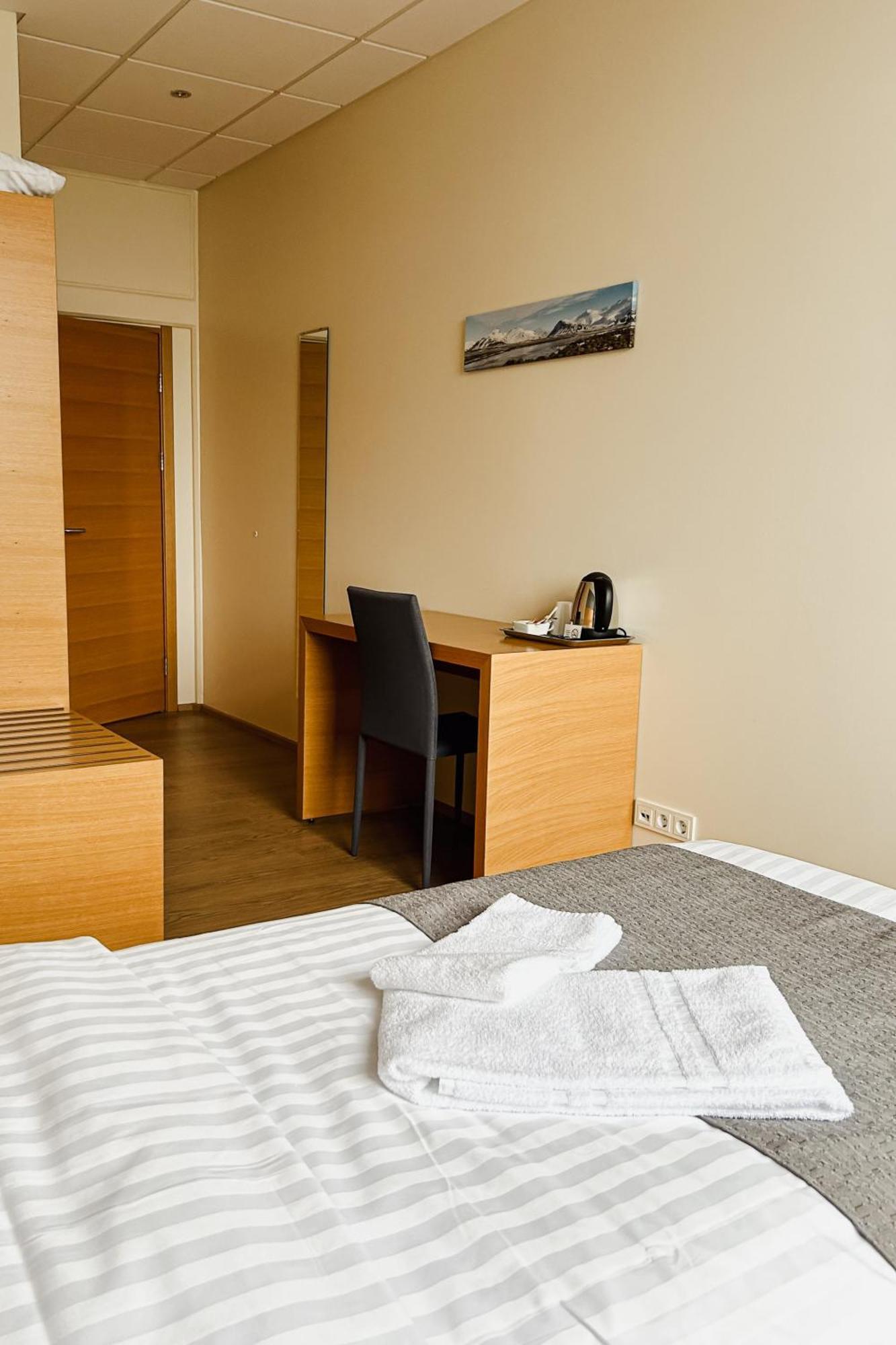 Hotel Joekull Nesjum Екстер'єр фото