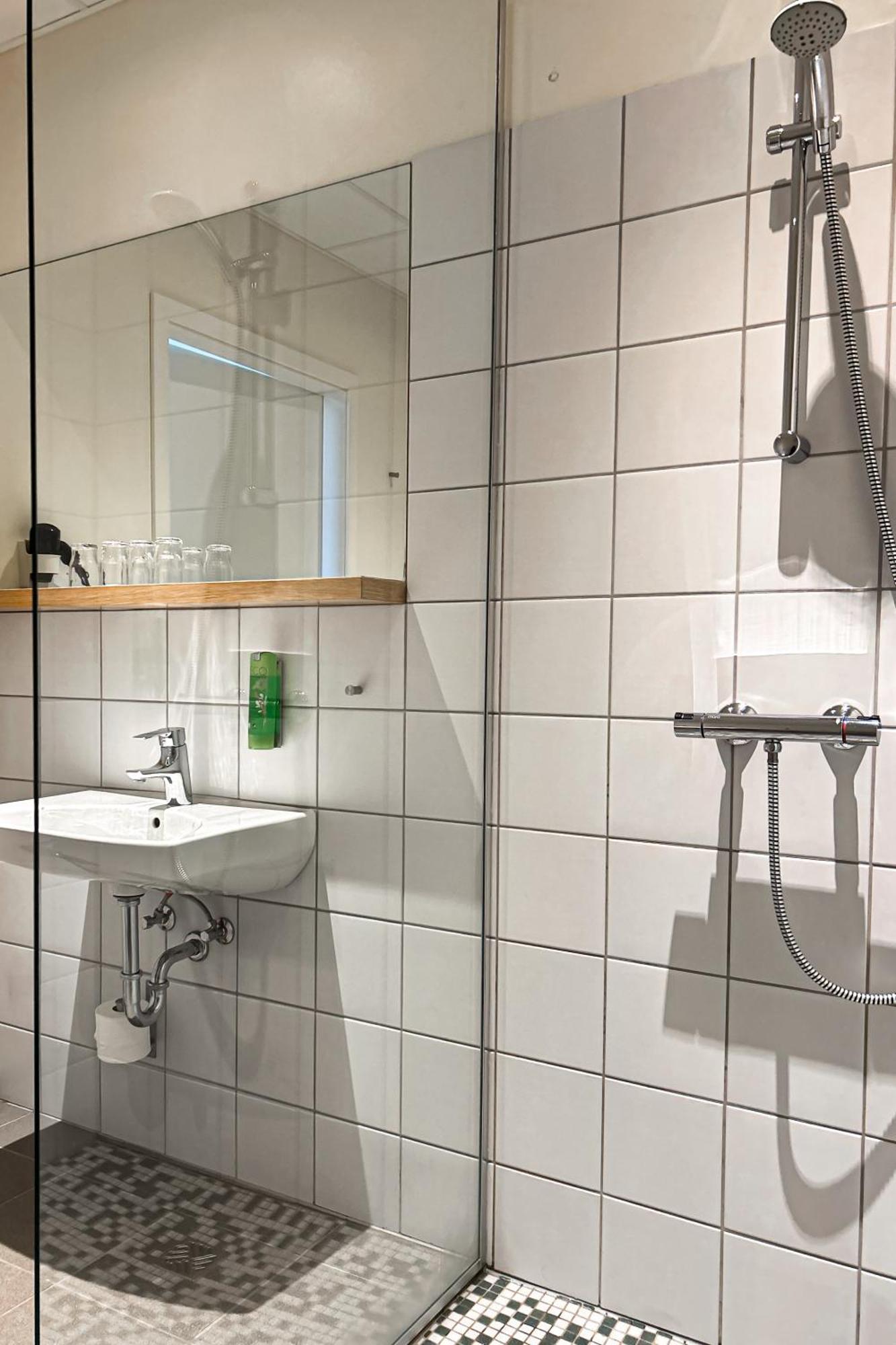 Hotel Joekull Nesjum Екстер'єр фото